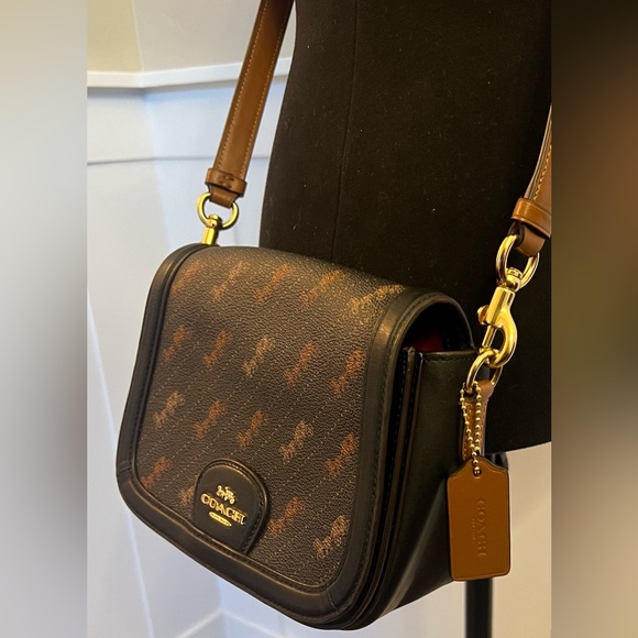 Sold - Picture 2 of 10